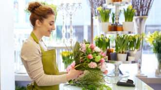 A florist | Photo 76137390 © Syda Productions | Dreamstime.com